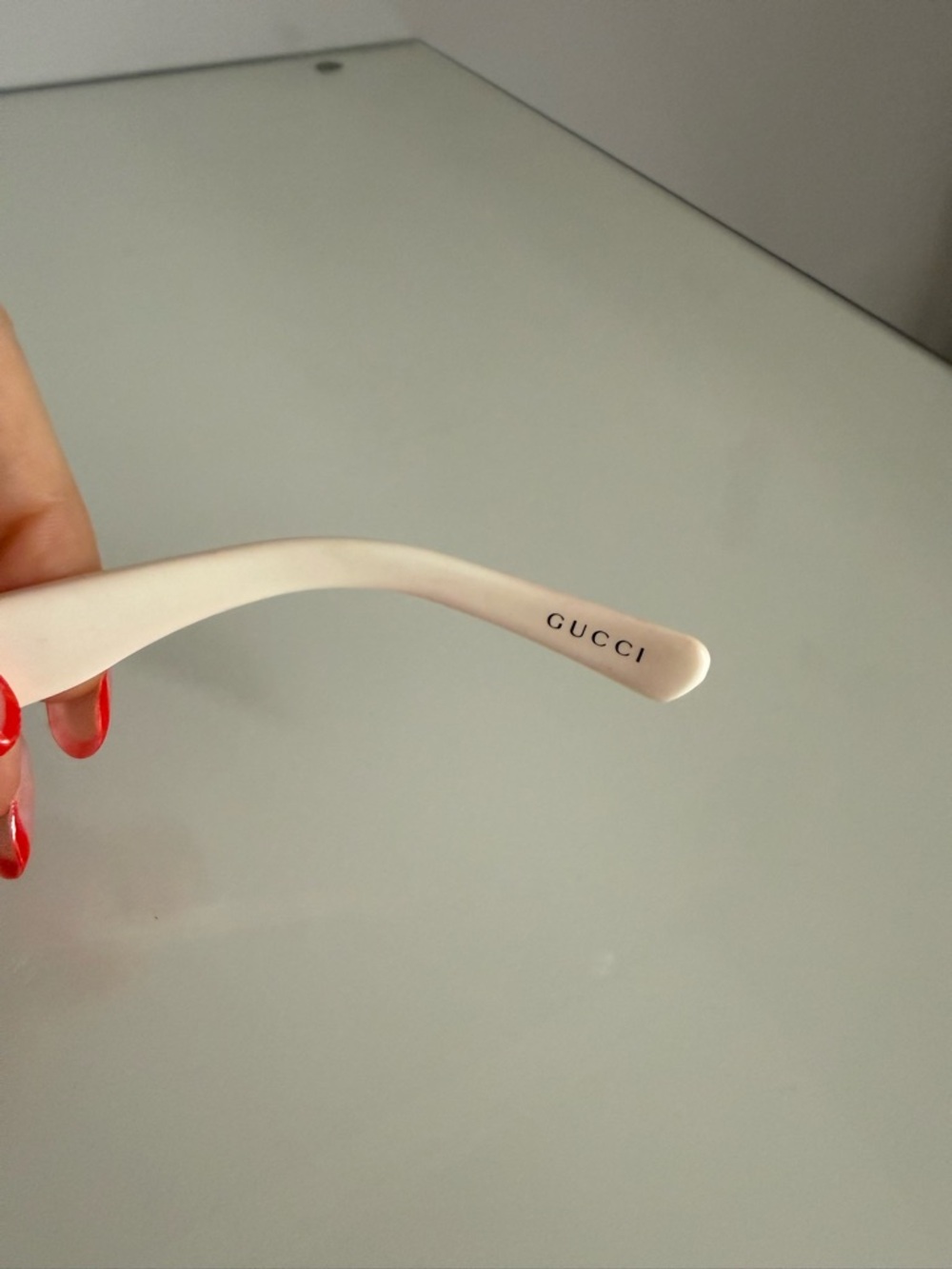Gucci Women's Silver Gradient Shield Sunglasses with Crystal GG Logo - Picture 6 of 8